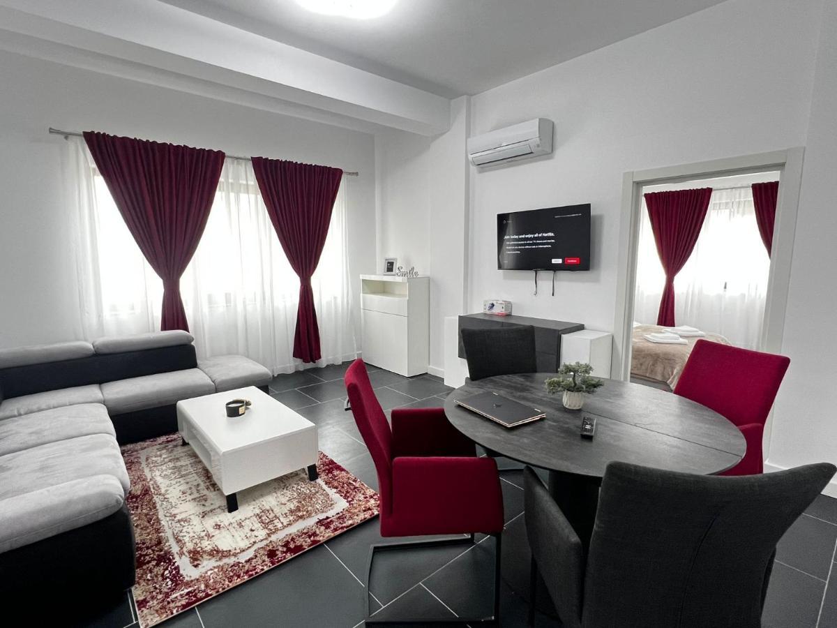 Cozy Aparthotel - Central City 수체아바 외부 사진