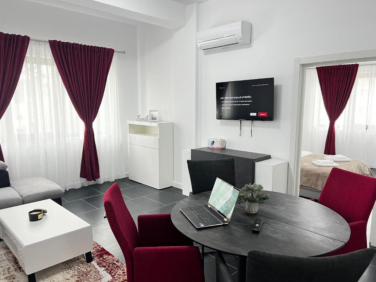 Cozy Aparthotel - Central City 수체아바 외부 사진