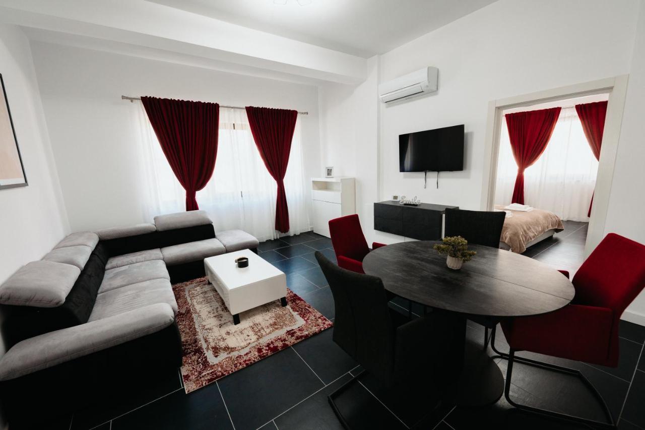 Cozy Aparthotel - Central City 수체아바 외부 사진